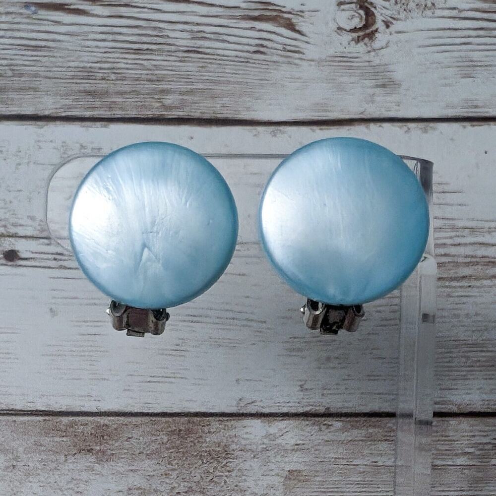 Vintage Clip On Earrings Sky Blue Circle Just Under 1" - Loose Clips